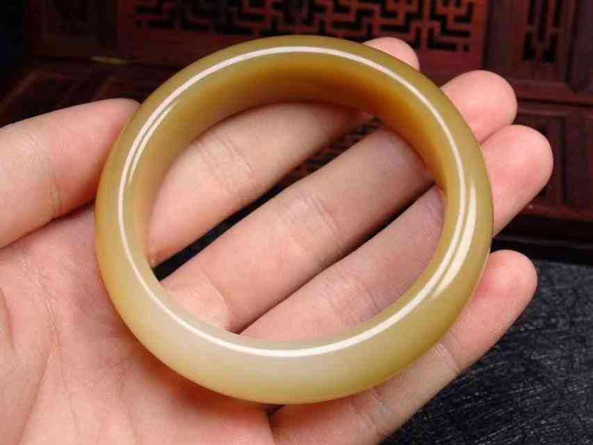 白玉鉴别最简单方法(白玉鉴别最简单方法视频)插图3