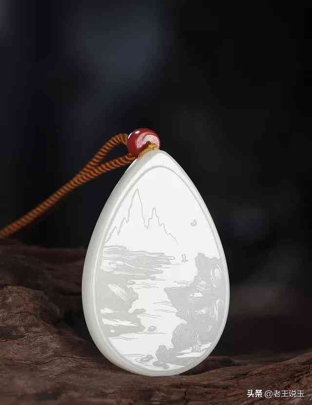 羊脂玉和羊脂白玉有区别吗(羊脂玉和羊脂白是一样的吗)