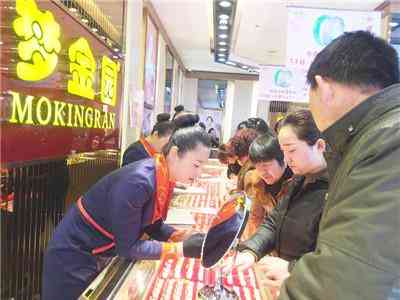 灵云翡翠这品牌怎么样(灵云翠轩的翡翠好吗)