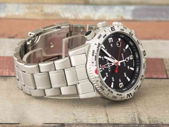 施华洛世奇鉴定app(施华洛世奇鉴定书)插图1