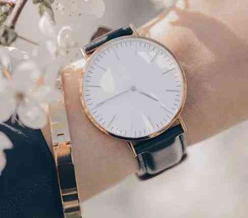 送项链的含义是什么(情侣送项链的含义是什么)插图6