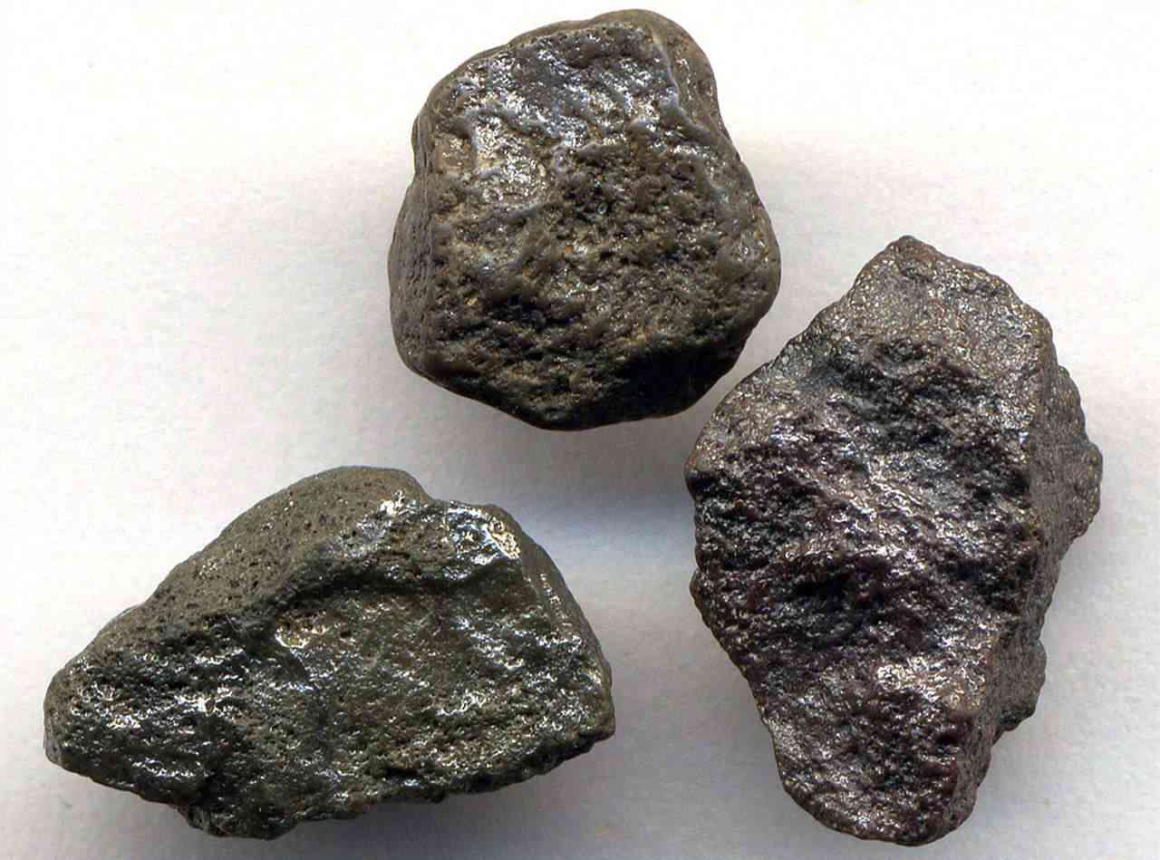 天然黑钻石多少钱一克拉(黑钻石多少钱一斤)插图2 天然黑钻石多少钱一克拉(黑钻石多少钱一斤)插图2