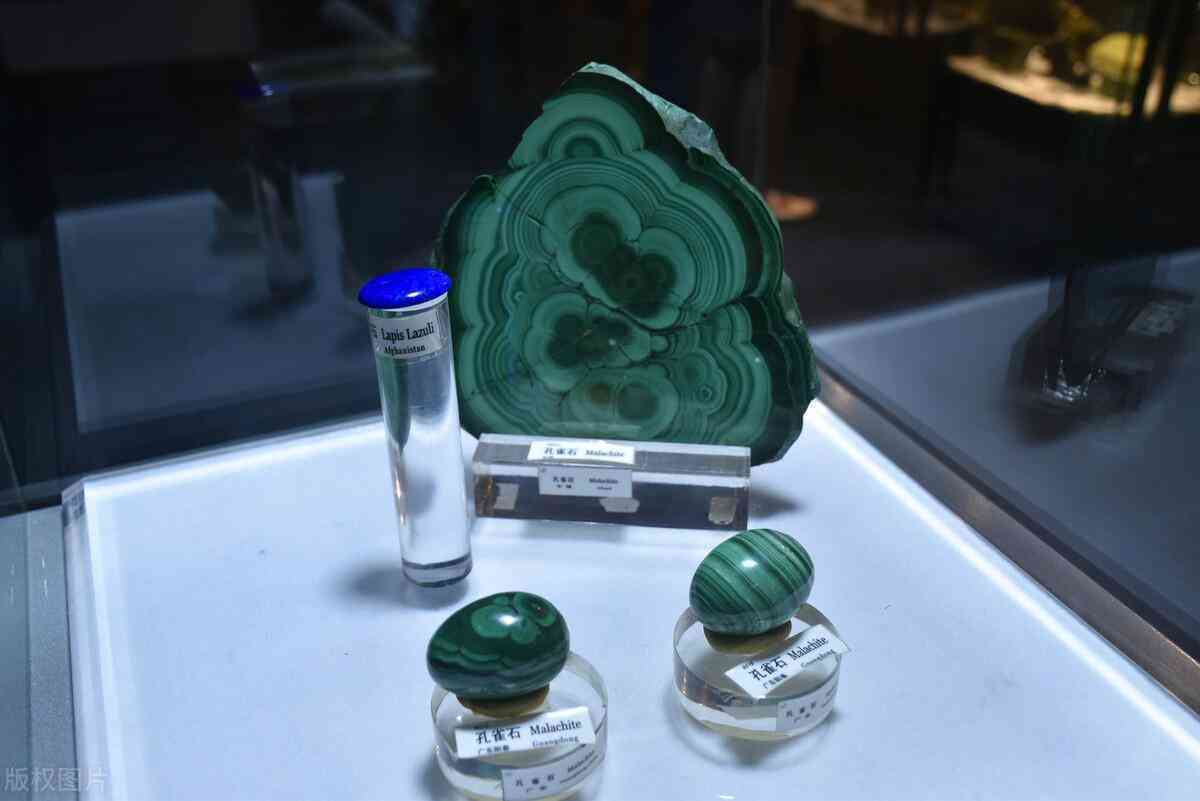 怎么辨别玉的真假纯度(如何判别玉的真假)