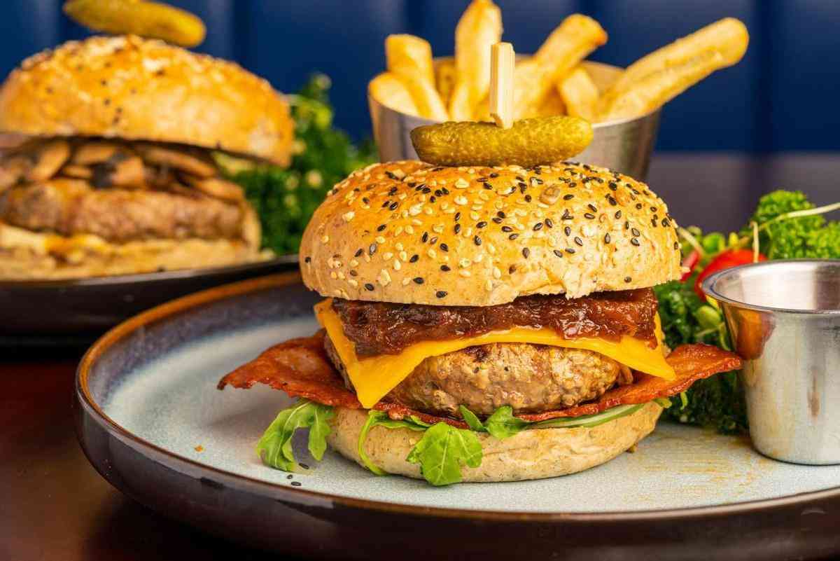 中国十大品牌珠宝店(中国十大品牌珠宝店有哪些)插图1