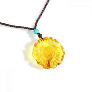 琥珀的价格是多少一克(琥珀市场价多少钱一克)插图1