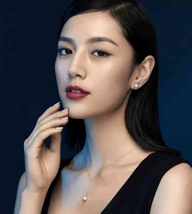 天然珍珠和淡水珍珠哪个好(天然珍珠和淡水珍珠哪个好看)