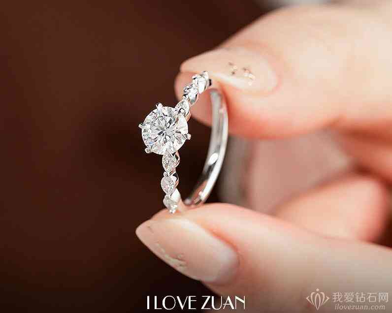 钻戒一克拉的多少钱(钻戒一克拉多少钱2020)