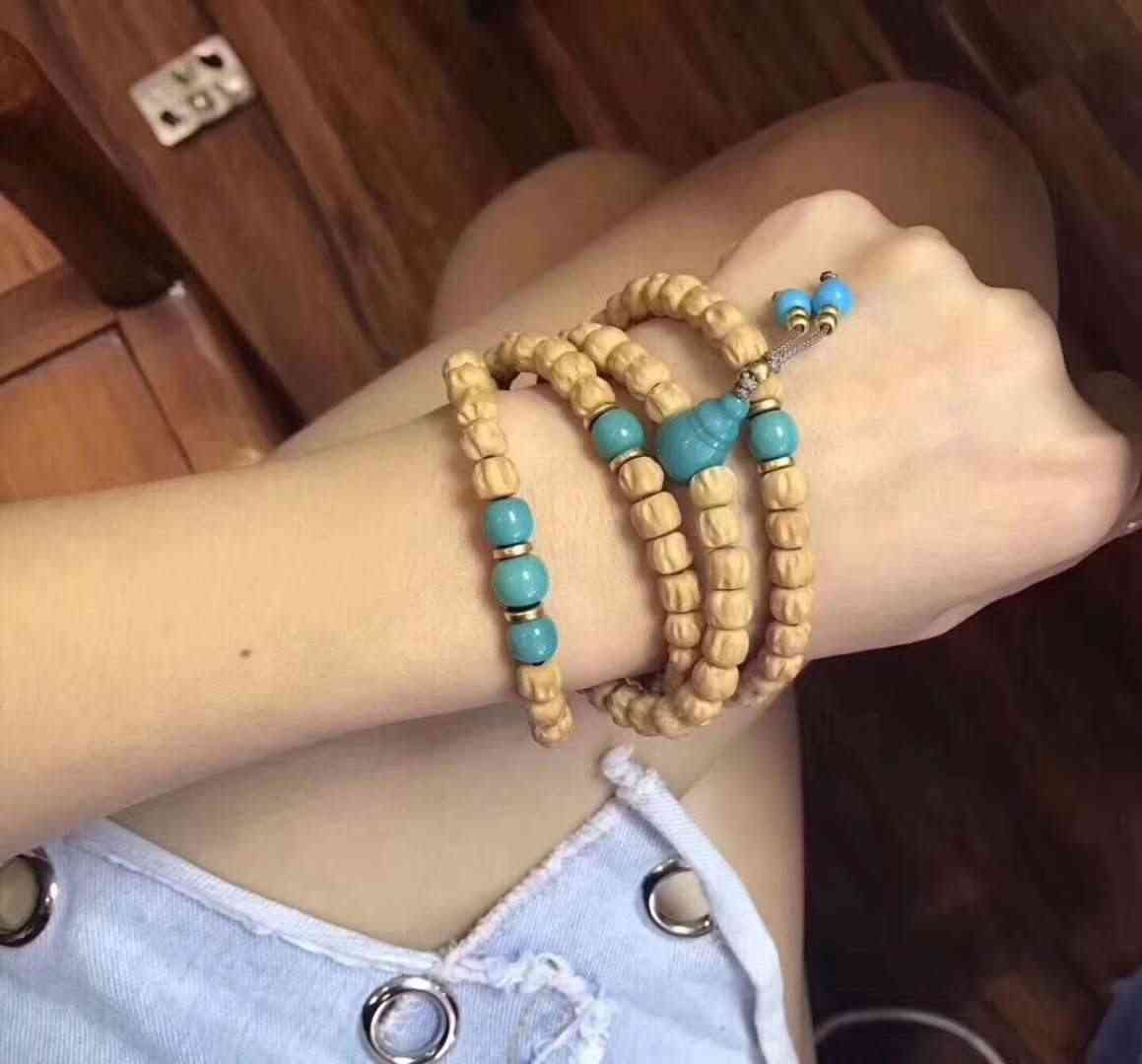 什么人不宜佩戴绿松石(什么人不宜佩戴绿松石手串)插图4