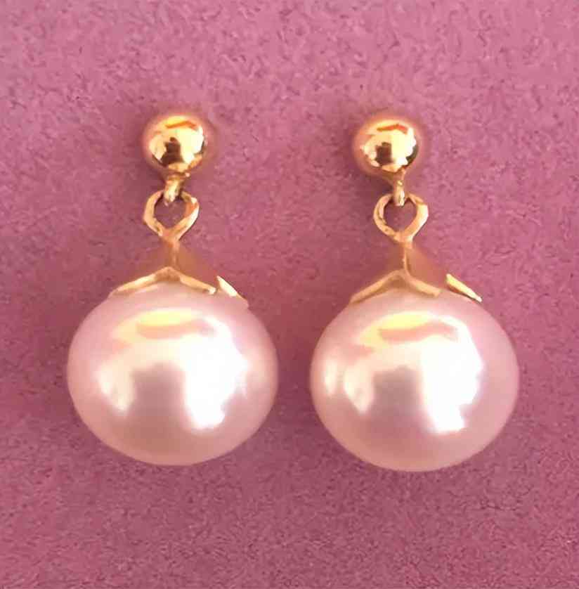 白色珍珠项链多少钱(白色珍珠项链戴久了会变色吗)插图4