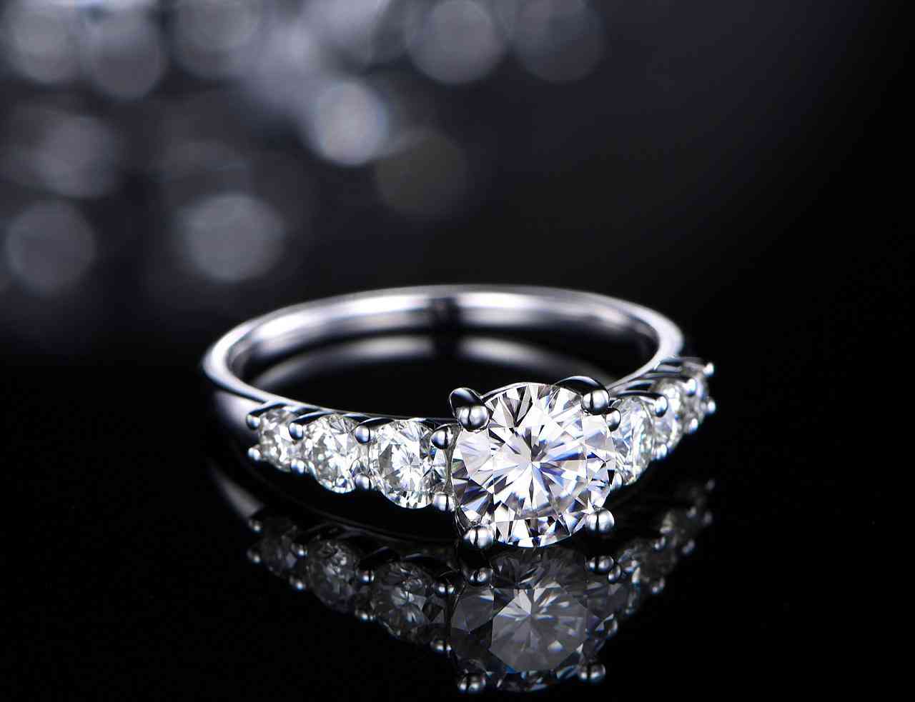 珠宝店加盟投资多少钱(珠宝店加盟条件珠宝加盟条件)插图 珠宝店加盟投资多少钱(珠宝店加盟条件珠宝加盟条件)插图