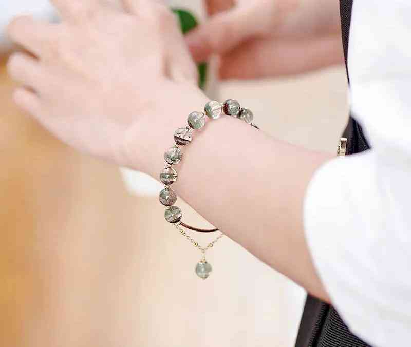 戴碧玺的好处和禁忌(碧玺的风水功效与作用)插图5