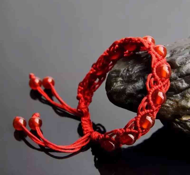 手串线绳怎样打结(手串收尾打死扣图解)插图1