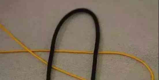 手串线绳怎样打结(手串收尾打死扣图解)插图3