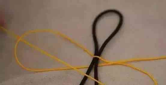 手串线绳怎样打结(手串收尾打死扣图解)插图7