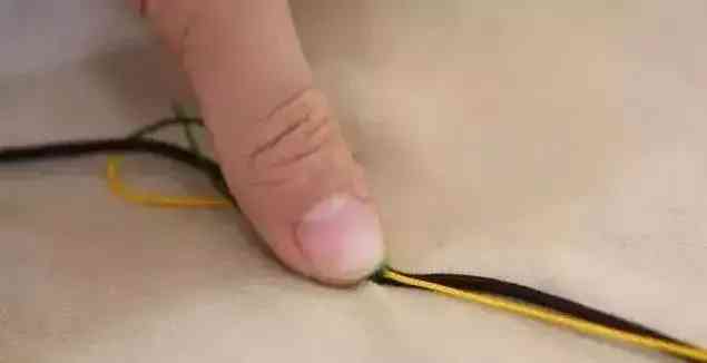 手串线绳怎样打结(手串收尾打死扣图解)插图32