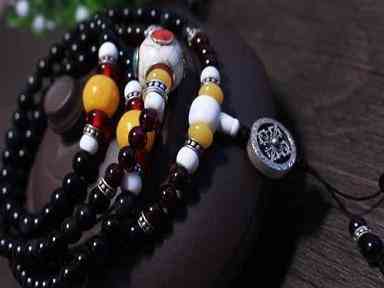 为什么不建议戴黑曜石(为什么戴黑曜石不让别人碰)