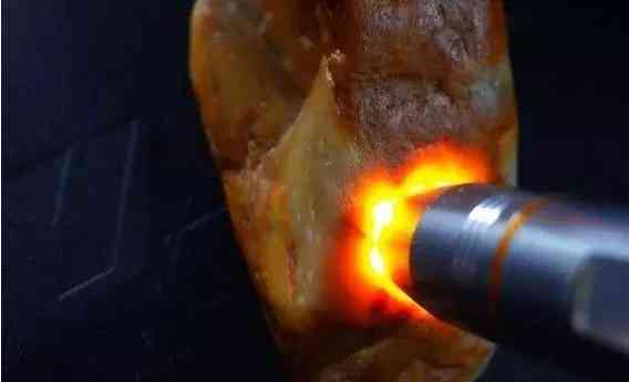 田黄玉石的价格是多少钱一克(黄蜡石价格及图片)插图1