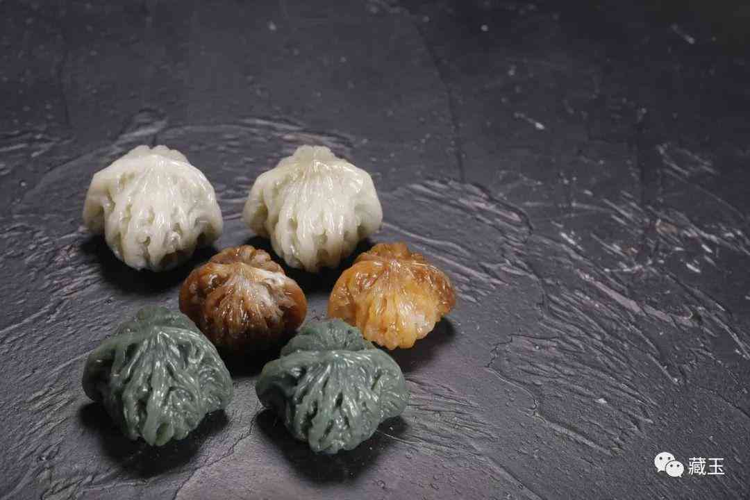 和田籽料价格多少钱一克(和田玉的八个等级)插图7 和田籽料价格多少钱一克(和田玉的八个等级)插图7