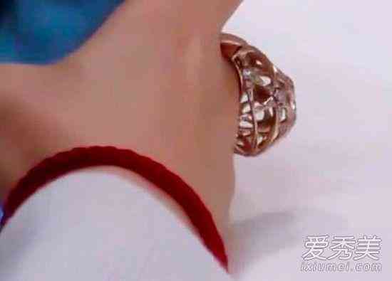 9克拉钻戒多少钱一个(9克拉钻戒多大图片)插图3