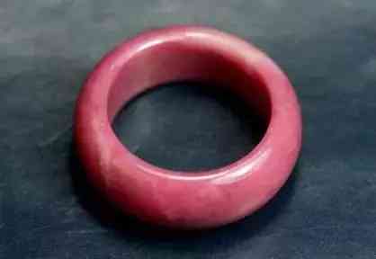 阿富汗玉养的出来吗(阿富汗玉的缺点)插图4 阿富汗玉养的出来吗(阿富汗玉的缺点)插图4