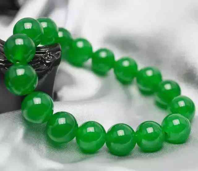 阿富汗玉养的出来吗(阿富汗玉的缺点)插图12 阿富汗玉养的出来吗(阿富汗玉的缺点)插图12