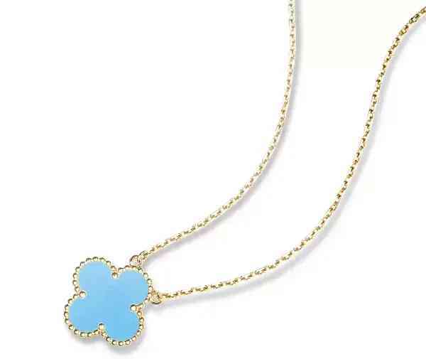 四叶草项链吊坠(四叶草项链吊坠是什么牌子)