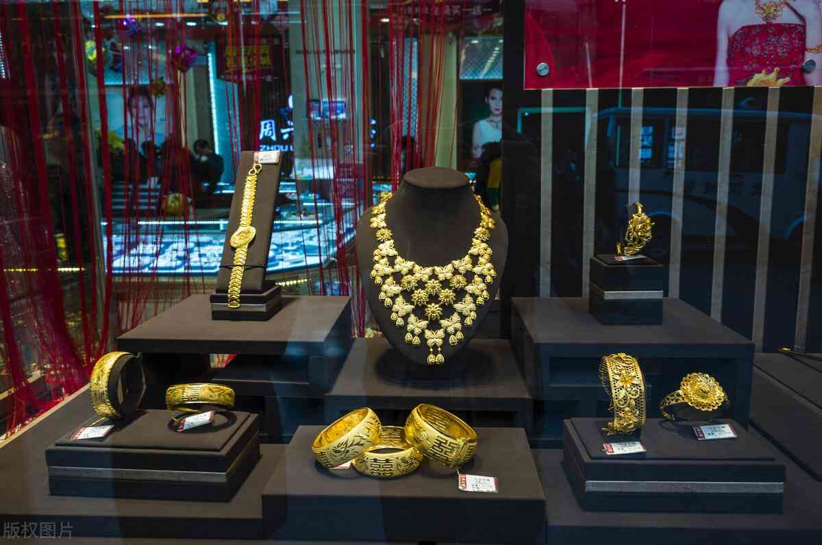 中国的珠宝品牌前十名(中国的珠宝品牌前十名有哪些)插图58