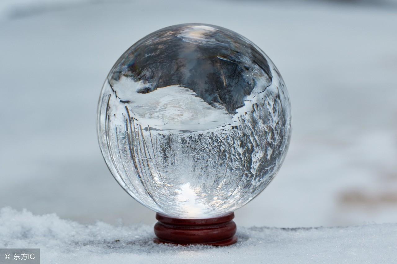 天然水晶球怎么辨别真假(水晶鉴别最简单方法)插图5