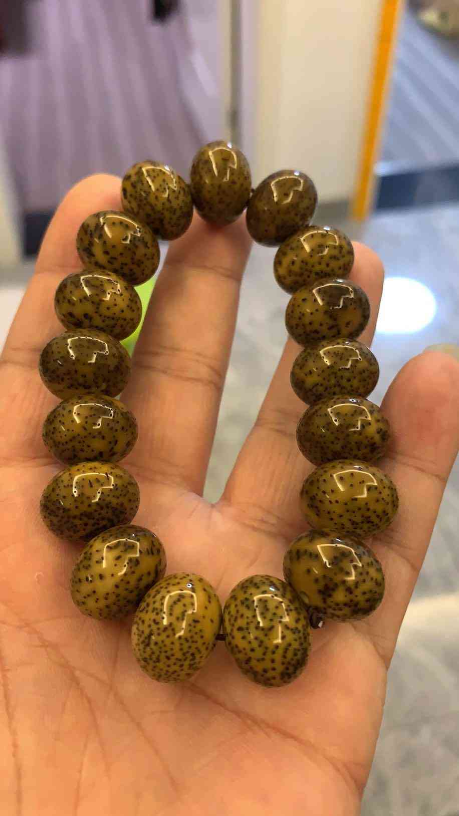 星月菩提子手串怎么盘(星月菩提子手串盘出来效果图片)插图3 星月菩提子手串怎么盘(星月菩提子手串盘出来效果图片)插图3