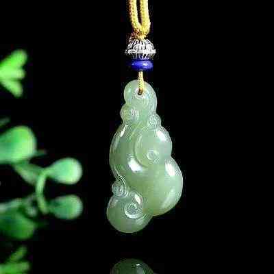 钻石寓意唯美的句子(钻石戒指款式图片大全)