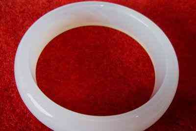 东陵石手镯价格(东陵石多少钱一克)插图20 东陵石手镯价格(东陵石多少钱一克)插图20