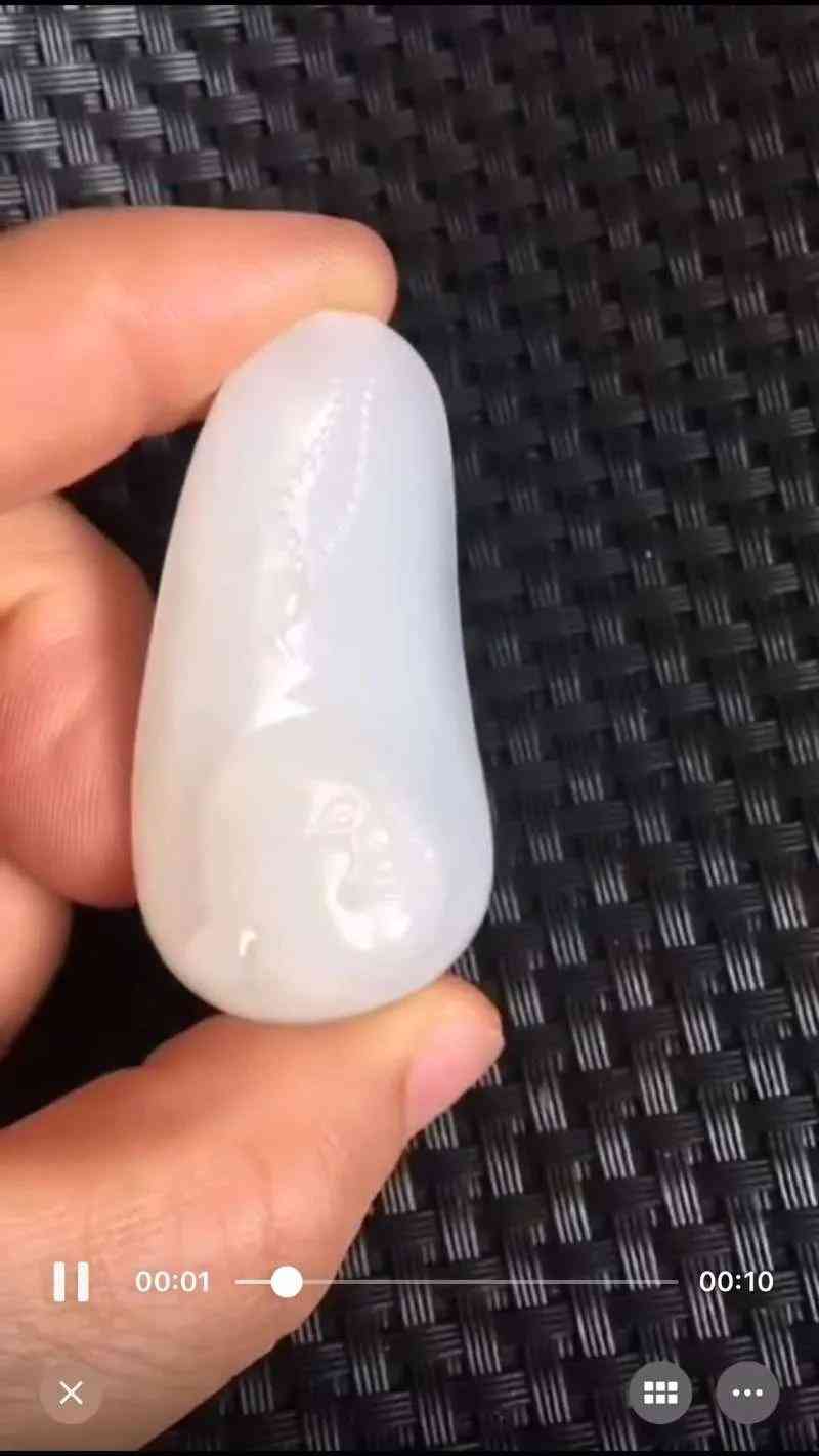 玉石怎么看好坏(玉石怎么看好坏鉴别方法)