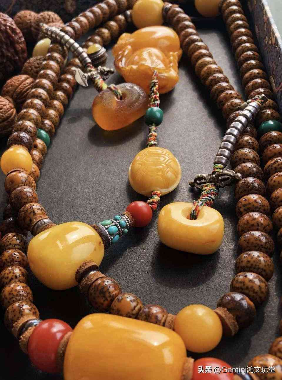 佛珠手串什么材质最好(佛珠手串什么材质的好)插图5 佛珠手串什么材质最好(佛珠手串什么材质的好)插图5