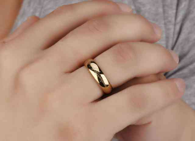 男士戴戒指怎么戴(男士戴戒指怎么戴才霸气)插图1