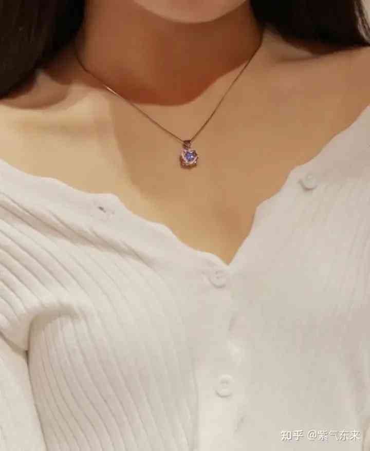 女生送女生生日礼物送什么好(女生送女生生日礼物送什么好朋友)插图26