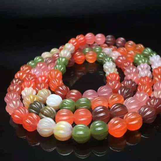 盐源玛瑙的作用与功效(盐源玛瑙)