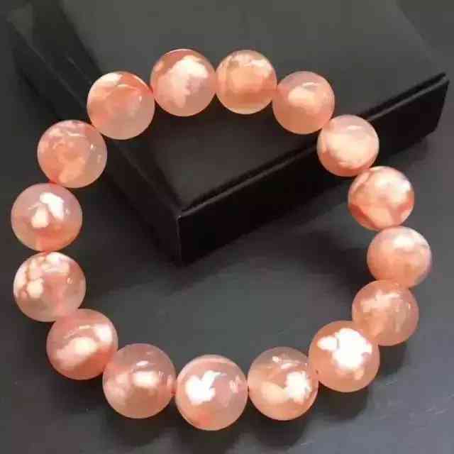 紫水晶和黄水晶哪个更招财(黄水晶适合什么属相的人)插图7