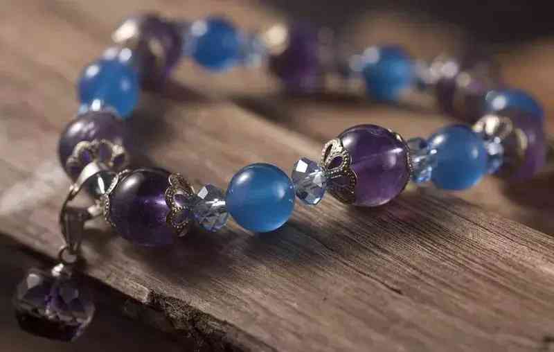 紫水晶和黄水晶哪个更招财(黄水晶适合什么属相的人)插图21