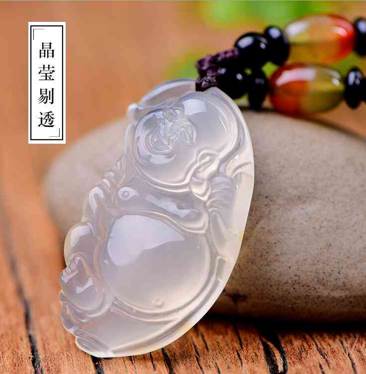 白色玉髓手镯一般多少钱(白色玉髓手镯一般值多少钱)插图5