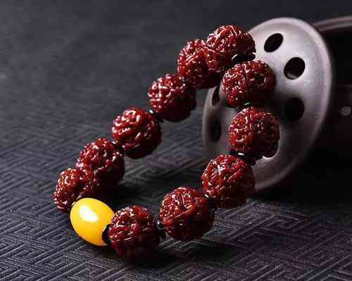 金刚菩提的正确盘玩法(绿松石产地哪的最好)插图2 金刚菩提的正确盘玩法(绿松石产地哪的最好)插图2