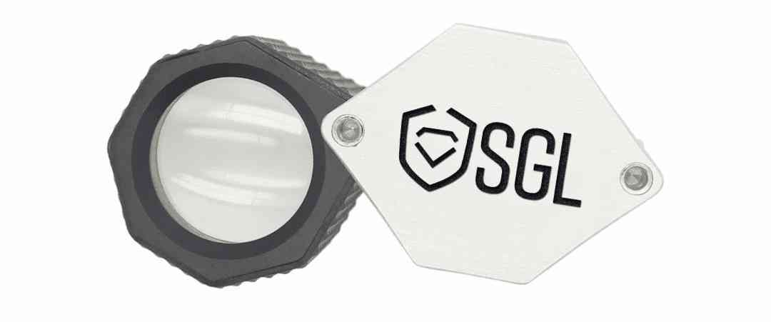 怎么知道钻戒是不是真的(怎么判断钻戒是真的)插图10