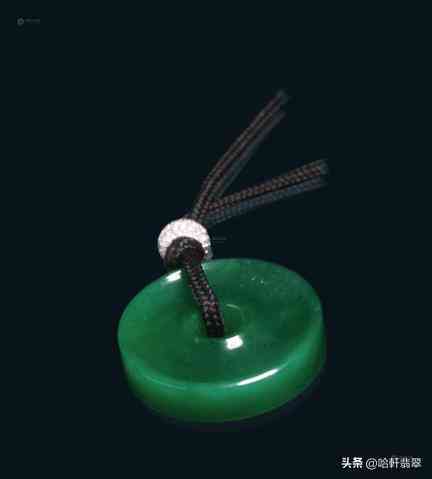 平安扣翡翠怎样辨别好坏(平安扣翡翠怎么辨别真假)插图1
