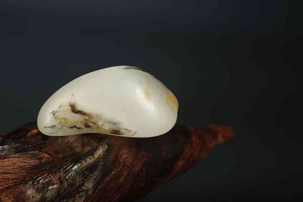 最的青花籽料(最的青花籽料项链)插图1