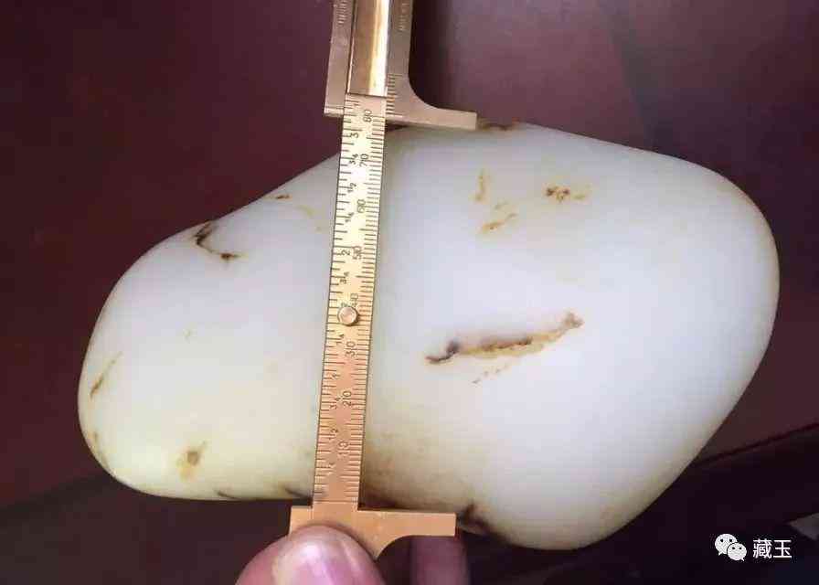 和田玉手镯回收价格(和田玉首饰回收)插图1