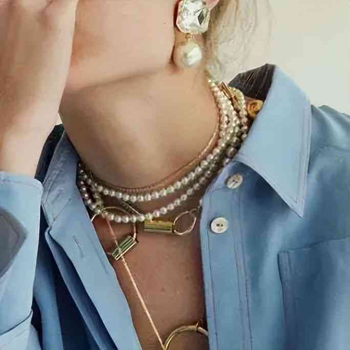 小众首饰品牌(轻奢小众首饰品牌)插图2