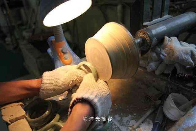 哪里的玉手镯最好(哪里的玉手镯最好最便宜)插图16