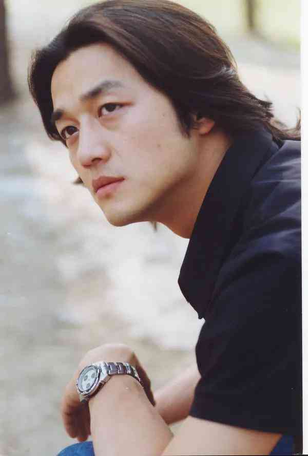 钻戒品牌logo大全(钻戒品牌图案)插图8