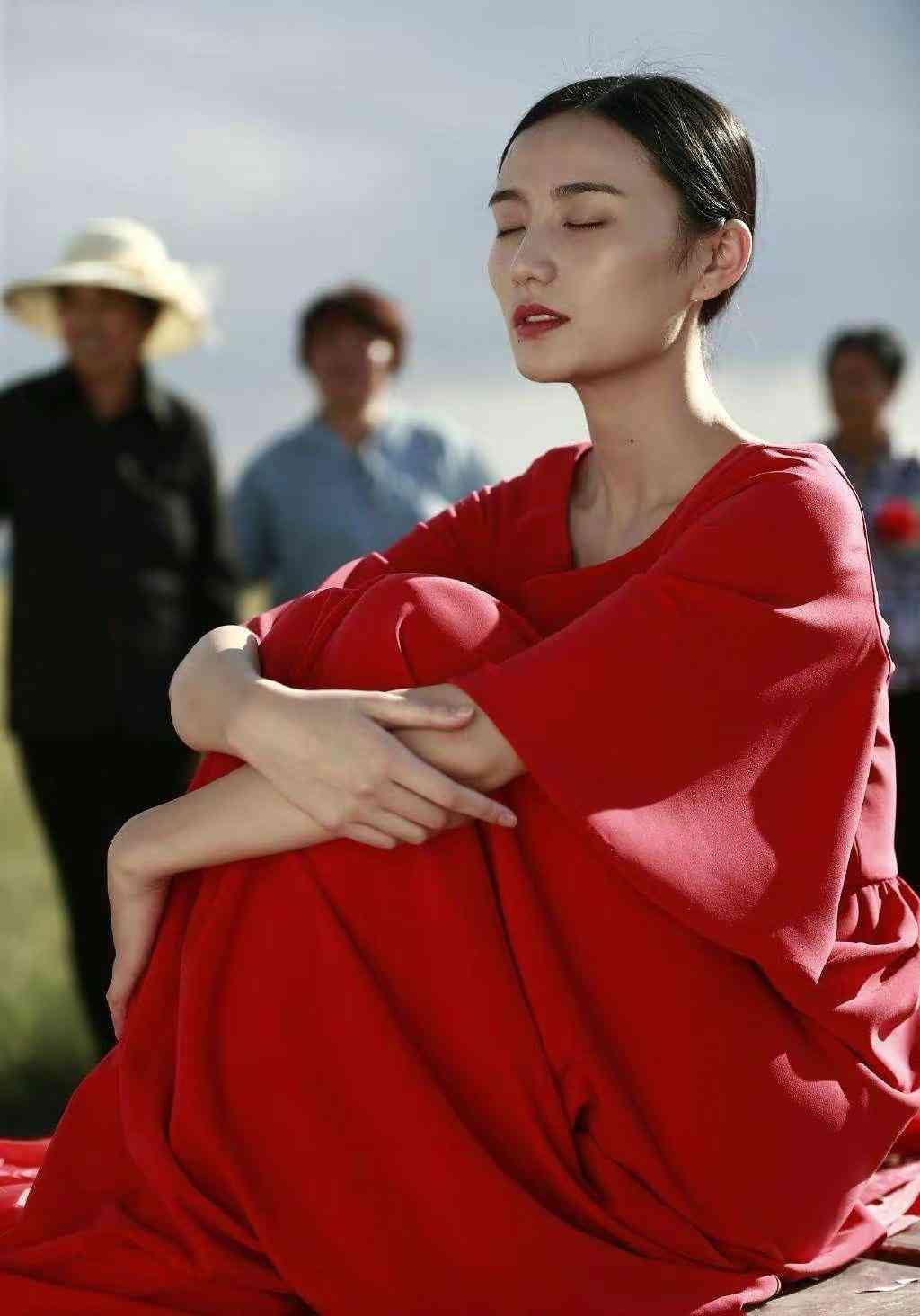 钻戒品牌logo大全(钻戒品牌图案)插图52