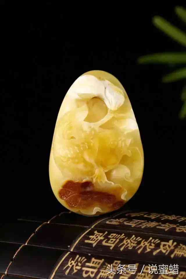 长期佩戴琥珀的功效与作用(琥珀戴久了会有灵性吗)插图15