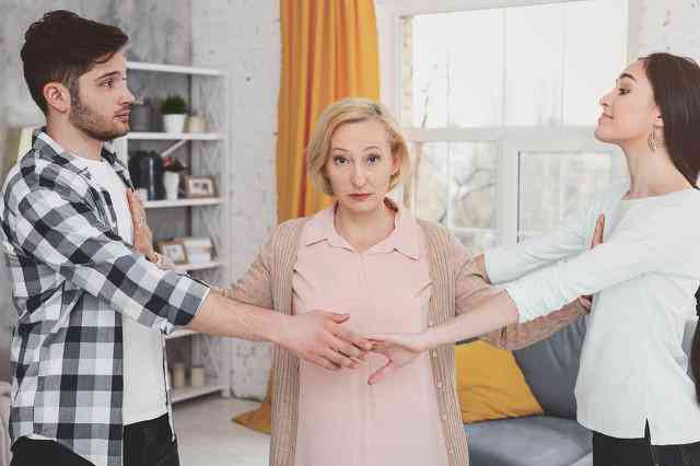 订婚一般给女方多少钱(山东订婚一般给女方多少钱)插图4